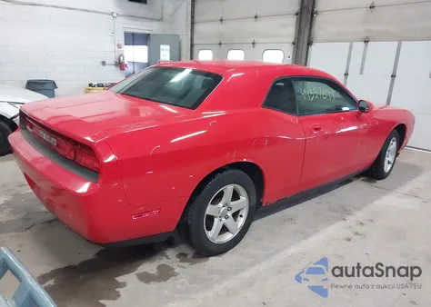 2010 Dodge Challenger Se z USA, uszkodzony, nr VIN 2B3CJ4DVXAH278488